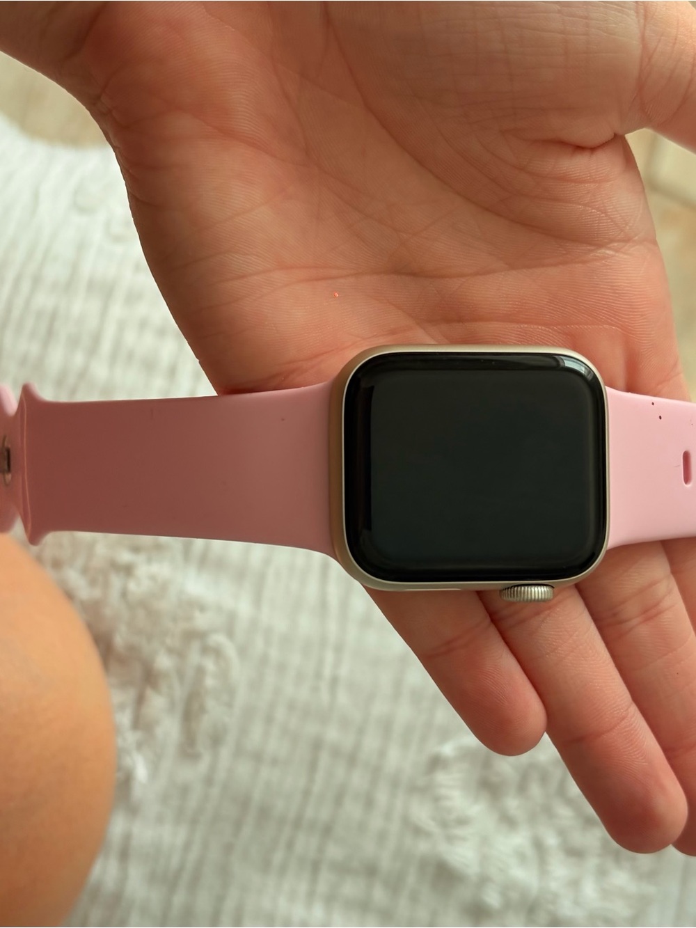 Pink Apple Watch se
